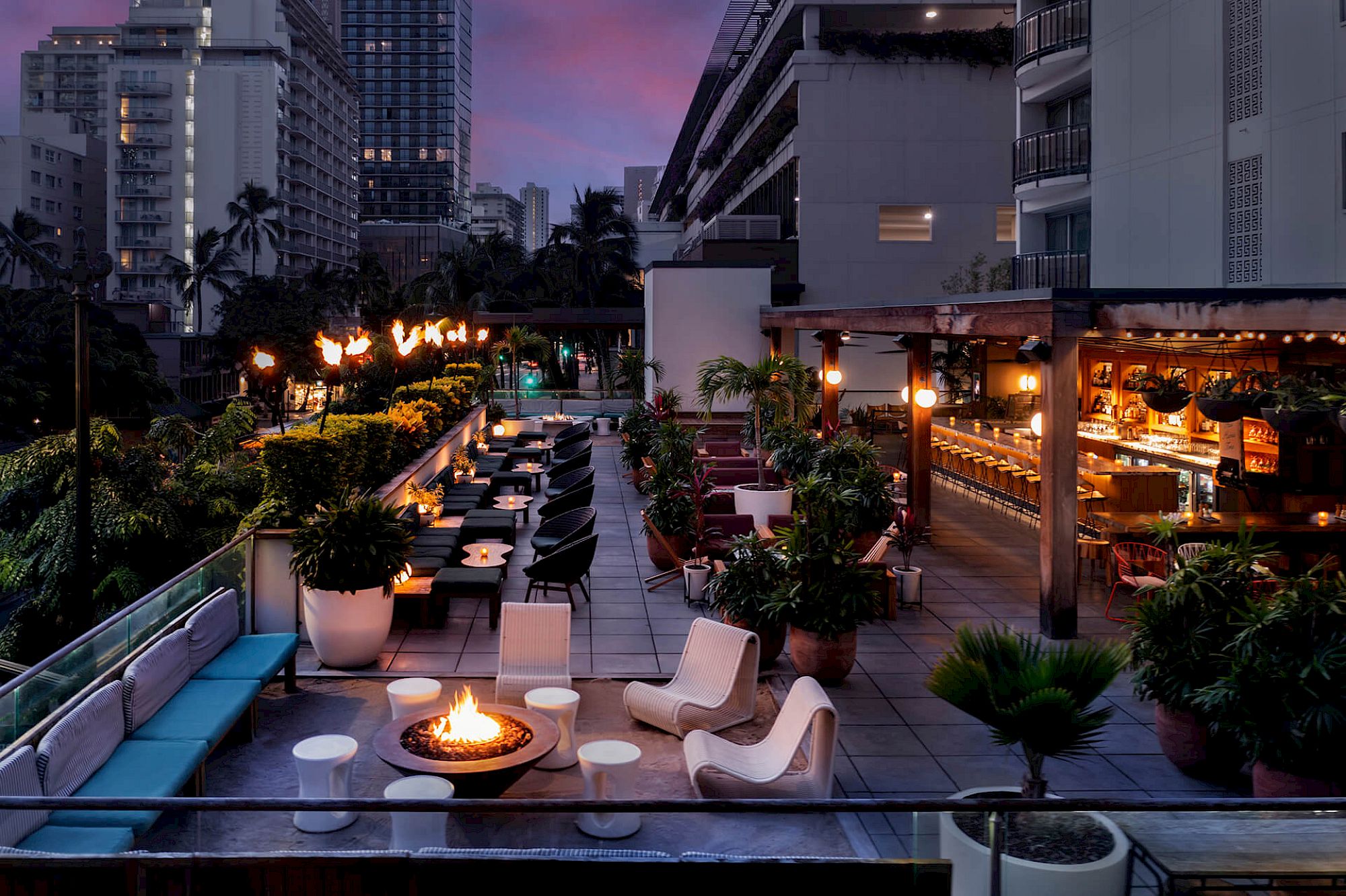 ビュッフェバー 767103 CR-7645 THE-MOMENT GRILL\u0026DINING （ザ モーメント グリル\u0026ダイニング